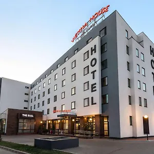 4* Hotel Vienna House Easy By Wyndham Bucharest Airport