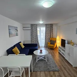 Apartment Airport
